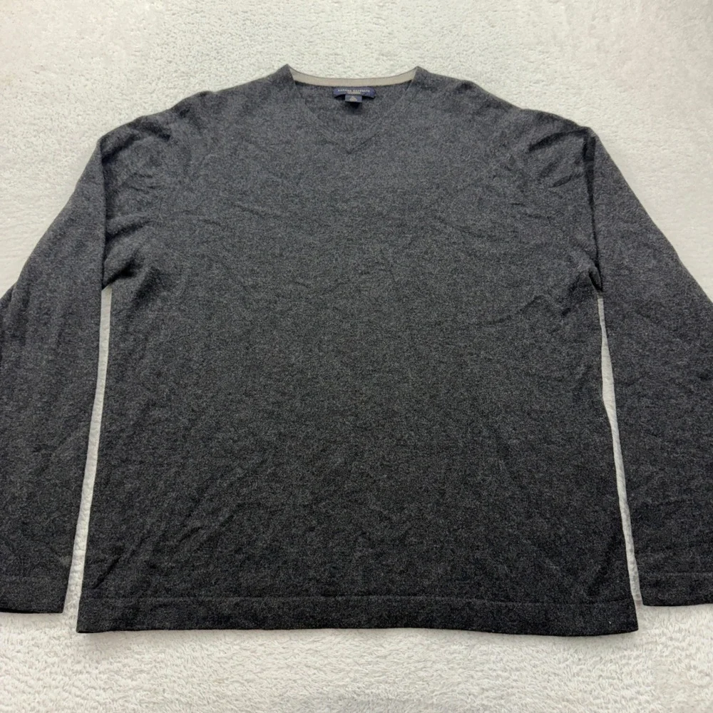 Banana Republic Men's 100% Cashmere V-Neck Sweater Dark Gray‎ Size XL